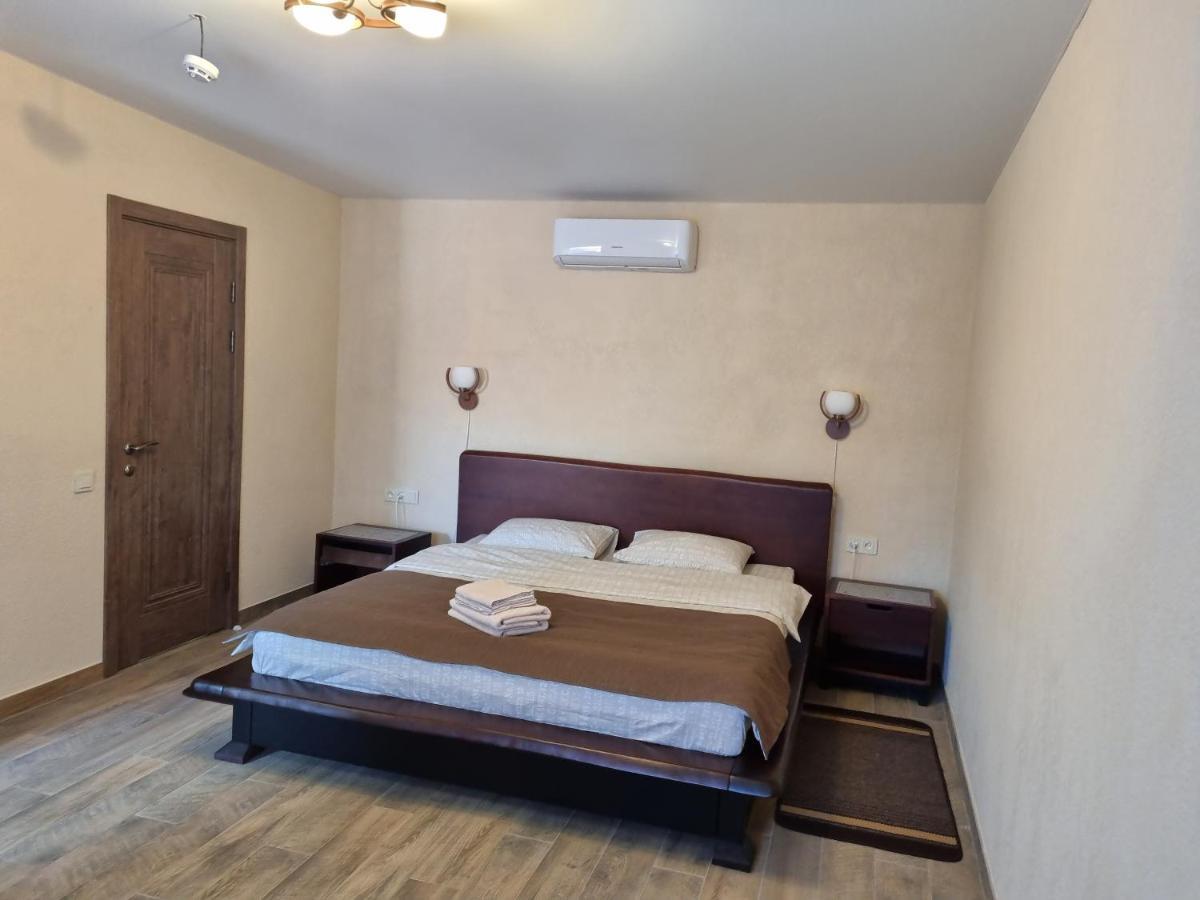 Ник Аэро Hotel คาร์คิฟ ภายนอก รูปภาพ
